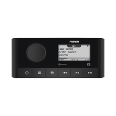 Sistema de Audio Marino / Pantalla LCD 2.3" / Bluetooth y ANT / 180 W Pico / 22 W RMS x 4 / 2 Zonas Multi-Zone / IPX6 e IPX7 / Compatible con AM, FM, DAB+, AUX / Actualizaciones Inalámbricas