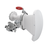 Antena Sectorial Asimétrica de 90° 4900 - 7125 MHz, 15 dBi con soporte mejorado, listas para TwisPort sin pérdida