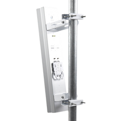 Antena sectorial para estaciones base airMAX AC de 60° de cobertura horizontal, en 5 GHz (5150 - 5875 MHz) de 21 dBi