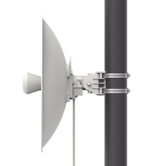 ePMP Force 200L para zonas con alta interferencia, hasta 200 Mbps, 4910 - 5970 MHz, 802.11n, Antena de 25 dBi, latencia baja