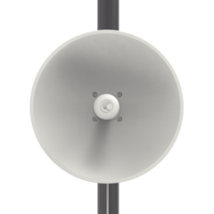 ePMP Force 200L para zonas con alta interferencia, hasta 200 Mbps, 4910 - 5970 MHz, 802.11n, Antena de 25 dBi, latencia baja