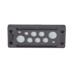 Pasacable de 10 Orificios de Marco Rectangular, IP65, 4.41" X 1.42", para Cables no Terminados, Color Negro.
