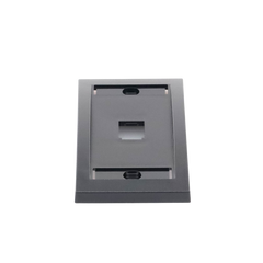Placa de Pared Vertical Ejecutiva, Salida de 1 Puerto Mini-Com, Con Espacios Para Etiquetas, Color Negro
