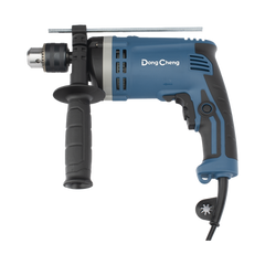 Taladro Rotomartillo de 710W ,110 Vca con broquero de 1/2 pulgada.