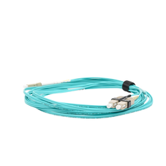 Jumper de Fibra Óptica Multimodo 50/125 XGLO OM3, LC-SC Duplex, OFNR, Color Aqua, 5 Metros