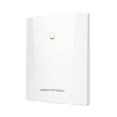 Punto de acceso para exterior AX3000 Wi-Fi 6, MU-MIMO 2x2:2, Throughput inalámbrico agregado de 3 Gbps con administración desde la nube gratuita o stand-alone.