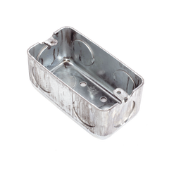 Caja (Chalupa) 4x2" / Profundidad 1-7/8" / 7 Entradas de 3/4" / Troquelada.