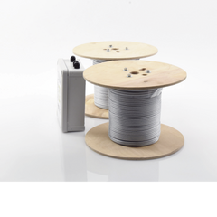 Kit de Cable Sensor Perimetral IRONCLAD / 305 m (1,000 ft) / 2 Zonas de 152 m (500 ft) / Detección por Análisis de Vibración / Tarjeta LPU400 Incluida / Calibración por Software