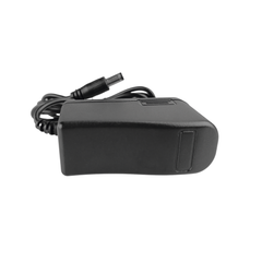 Fuente de Poder de 6 Vcc / 1 A / Voltaje de Entrada de 100-240 Vca / Para Usos Múltiples/ Video Vigilancia, Acceso, Asistencia, Alarmas, Etc.