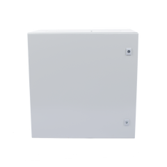 Gabinete de Acero IP66 Uso en Intemperie (600 x 600 x 300 mm) con Placa Trasera Interior Metálica y Compuerta Inferior Atornillable (Incluye Chapa y Llave T).