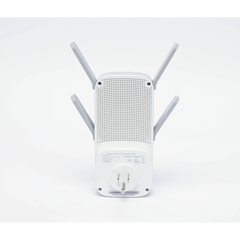 Repetidor / Extensor de Cobertura WiFi AC, 2600 Mbps, doble banda 2.4 GHz y 5 GHz, con 1 puerto 10/100/1000 Mbps, 4 antenas externas