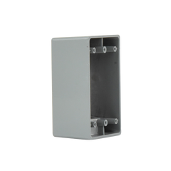 Caja Condulet FS de 1" (25.4 mm) con una boca a prueba de intemperie.
