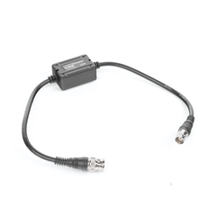 AISLADOR DE TIERRA por BNC / ELIMINE eficazmente los problemas en el video como el RUIDO, DIAFONIA, INDUCCIÓN e INTERFERENCIAS causadas por los lazos de tierra. Compatible con cámaras HD-TVI/CVI/AHD/CVBS de hasta 2 MP.