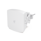 UISP Access Point Multipunto Tecnología Wave en 60 Ghz, hasta 15 estaciones, hasta 5.4 Gbps, respaldo en 5 Ghz. 1 puerto SFP+ 10G, 1 puerto 2.5g Gbps, con GPS