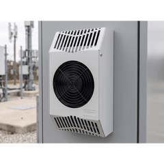 Refrigerador Termoeléctrico / 24V DC / 52W (178 BTU/h) / Interiores y exteriores / Efecto Peltier / Enfriamiento y Calentamiento / Acero Gris RAL 7035 / Montaje Vertical-Horizontal / -40°C a 55°C (-40°F a 131°F)