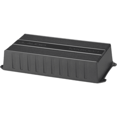 Amplificador Monobloque para Aplicaciones Náuticas y Deportes de Motor / 500 W RMS a 2 Ω / Clase D / IPX7 / Dimensiones 45 mm (1.77 in) x 237 mm (9.33 in) x 115 mm (4.50 in) / Peso 1.44 kg (3.18 lb) / Voltaje 11-15 VDC / Filtro Paso Bajo 24 d