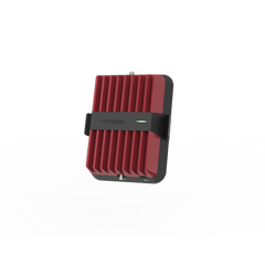 Amplificador Celular Drive Reach Overland para Vehículos Todo Terreno / Multioperador y Multidispositivo / Amplificación 32x / Tribanda (B5, B2/25 y B4) / Ganancia Máxima 50 dB / Antena Omnidireccional plegable.