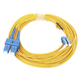 Jumper de Fibra Óptica Monomodo 9/125 LC/UPC-SC/UPC, PVC, 2.0 mm, Dúplex, Amarillo, 5 Metros (16.40 Pies)