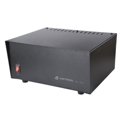 Fuente de Poder Lineal / 13.8 Vcc 35 A / Regulación Electrónica / Disipador Térmico / Voltaje Universal / Alta Potencia