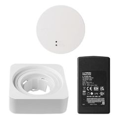 Kit de procesador para sistema de iluminación RadioRA 3, alimentación PoE, hasta 100 dispositivos Clear Connect Tipo X y 95 Tipo A, incluye inyector PoE y cables Ethernet
