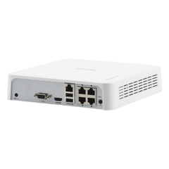 NVR 4 Megapixel (Compatibles con Cámaras AcuSense) / 4 Canales IP / 4 Puertos PoE+ / 1 Bahía de Disco Duro / Salida en Full HD