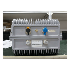 COBERTURA DE HASTA 5 km / Amplificador de Señal Celular / Banda 5, 850 MHz / 20 Watts de Potencia / Banda Ancha Multioperador / Protección Autoexcitación / Monitoreo USB / Gabinete IP65.