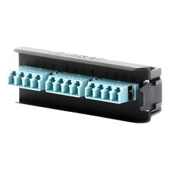 Placa Acopladora LightVerse, 6 Conectores Dúplex LC/UPC, Acepta hasta 12 Fibras Multimodo OM3 y OM4 (No Shuttered)