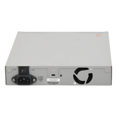 Firewall de Nueva Generación, con 2 puertos WAN Gigabit Combo + 8 puertos LAN Gigabit
