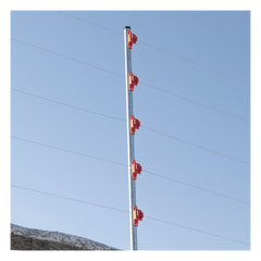 Aislador de Paso Rojo Reforzado para Cercos Eléctricos / Aislamiento hasta 18 kV / Resistente a Clima Extremo / Polipropileno y Policarbonato