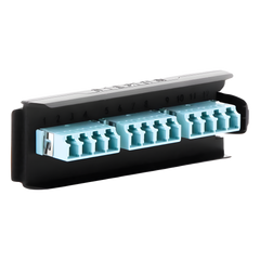 Placa Acopladora LightVerse, 6 Conectores Dúplex LC/UPC, Acepta hasta 12 Fibras Multimodo OM3 y OM4 (No Shuttered)