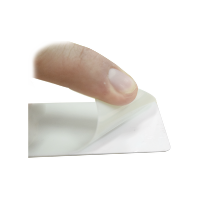 Paquete de 500 Tarjetas UltraCard 10 milesimas Grosor/ Adhesivas/ Imprimibles por un sólo lado / Para pegar sobre tarjetas/ CR80