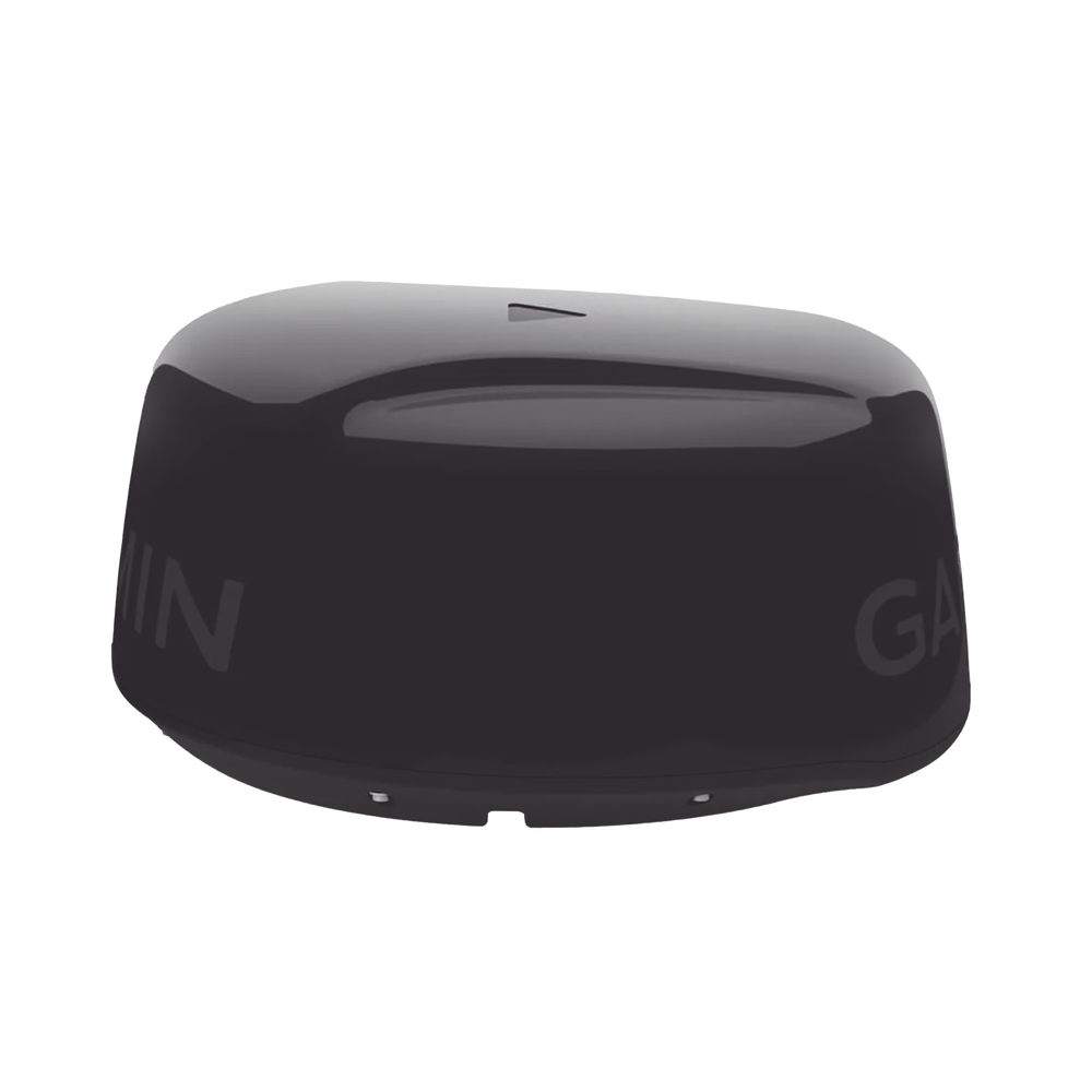 Radar  tipo domo GMR Fantom 18x color negro de hasta 48 Millas Náuticas de alcance máximo, con 50 W de potencia.