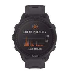 Reloj Garmin Forerunner 955 solar color negro en correa de silicón, con funciones premium de entrenamiento.