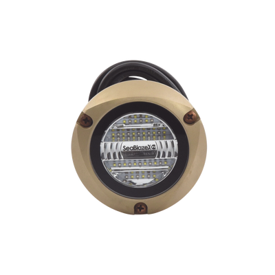 Luz led marina sumergible SeaBlaze X2, emite luz de color blanco y azul de 6000 lúmenes, fabricada en bronce naval con grado de protección IP68.