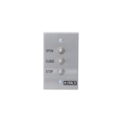 Botonera triple compatible con motores para portones abatibles y corredizos Doorking / Uso en interiores / Fácil instalación en caja estándar
