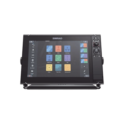 Pantalla Náutica NSS12 evo3S / Pantalla SolarMAX IPS 12 Pulgadas / Procesador iMX 8 / Ecosonda Integrada 1kW CHIRP / Conectividad Inalámbrica / Cartografía C-MAP® Preinstalada / Compatibilidad con Accesorios Simrad / Montaje Flush