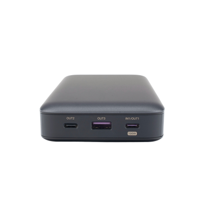 Power Bank de 20000mAh | 3 Salidas 100W Max. | USB-A + 2 USB-C | PD 3.0 | QC3.0 | FCP | SCP | Pantalla Inteligente | Carcasa Ignifuga | Color Gris | Incluye Cable USB de 50cm | Carga tu Laptop de Manera Segura.