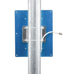 Antena Tipo Panel de Montaje en Pared, Multibanda 700-960 MHZ/ 1710-2170 MHz, 75 Ohm, conector F hembra.