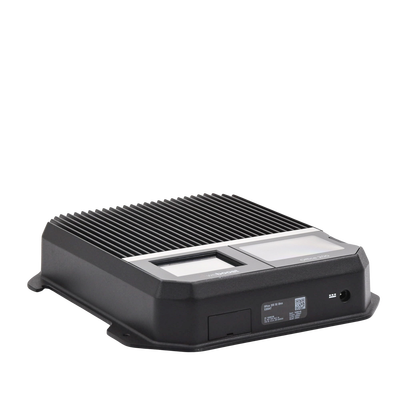 Amplificador Office 200 para 4G, 3G, 2G y llamada VoLTE y convencional. Especial para personalizarlo con antenas, cables y accesorios de acuerdo al requerimiento de la instalación. Puede cubrir áreas de hasta 4300 Metros Cuadrados