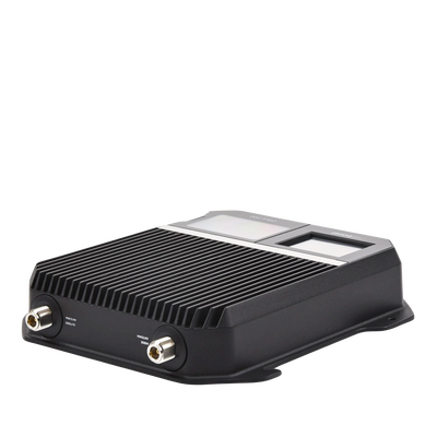 Amplificador Office 200 para 4G, 3G, 2G y llamada VoLTE y convencional. Especial para personalizarlo con antenas, cables y accesorios de acuerdo al requerimiento de la instalación. Puede cubrir áreas de hasta 4300 Metros Cuadrados