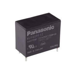 Relevador de 4 pines para tarjetas impresas Through-Hole de 12 Vcc, 31 Amp.