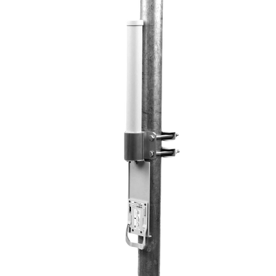 Antena omnidireccional, potente cobertura de 360°, doble polaridad MIMO 2x2, frecuencia 5 GHz (5.45-5.85 GHz) de 10 dBi