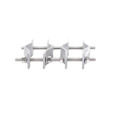 Juego de Dos Abrazaderas Dobles para Mástiles de 3.8 a 8.9 cm, con Separación entre centros de 12 cm.