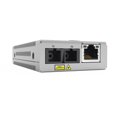 Convertidor de medios TAA (Federal) 10/100TX - 100FX/SC MultiModo, Multiregion PSU