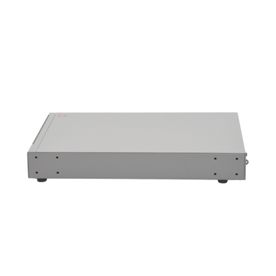 Switch Capa 3 Stackeable 10 Gigabit , 12 puertos 100/1000/10G Base-T (RJ-45)  y 4 puertos SFP/SFP+ 10G