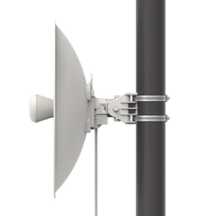 ePMP Force 200L para zonas con alta interferencia, hasta 200 Mbps, 4910 - 5970 MHz, 802.11n, Antena de 25 dBi, latencia baja