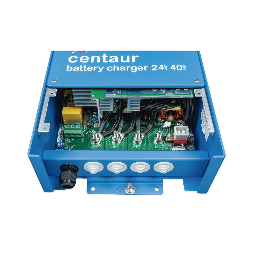 Centaur 24/40 / Cargador de Baterías 24V, 40A / Para Ambientes Marinos y Terrestres. /  Bancos de 160 a 400 Ah