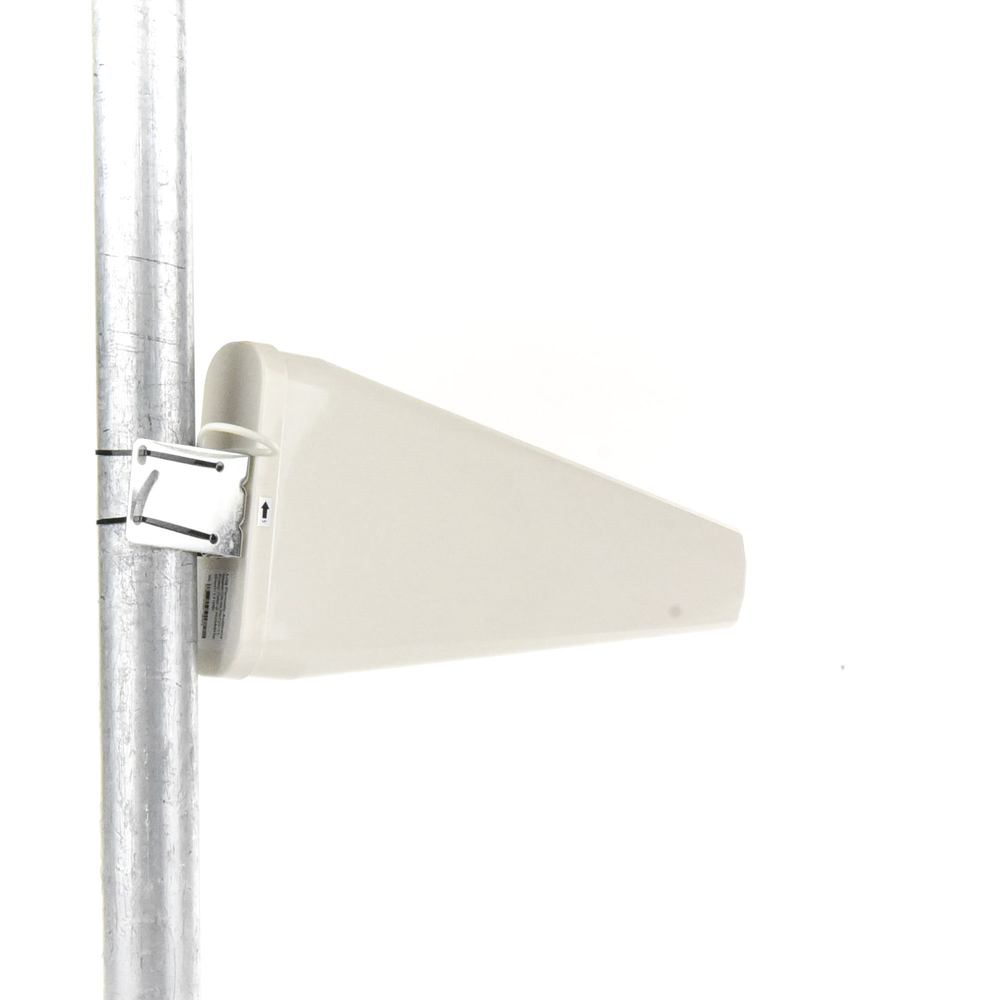 Antena Direccional Logarítmica 5G/4G/3G/ Especial para Cualquier Dispositivo Celular/ Amplio Rango de Frecuencias; 698-960 MHz / 1710-2700 MHz/ Proporciona 11 dBi de ganancia.