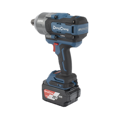 Llave de Impacto Inalámbrica de 20V, Entrada de 3/4 in, Incluye 2 Baterías de 6Ah, Cargador y Estuche