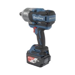 Llave de Impacto Inalámbrica de 20V, Entrada de 3/4 in, Incluye 2 Baterías de 6Ah, Cargador y Estuche